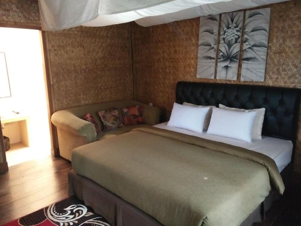 Bukit Alamanda Resort Garut Buitenkant foto