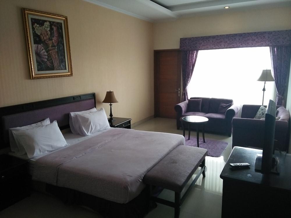 Bukit Alamanda Resort Garut Buitenkant foto