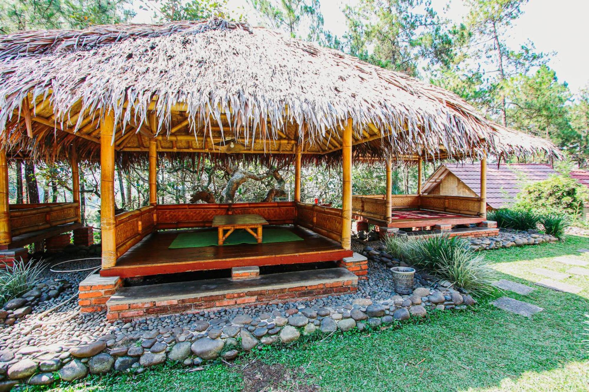 Bukit Alamanda Resort Garut Buitenkant foto